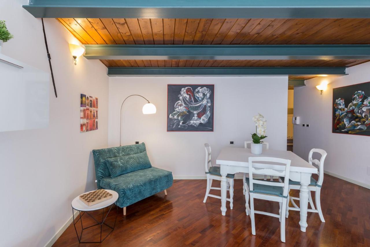 Maison Contrari